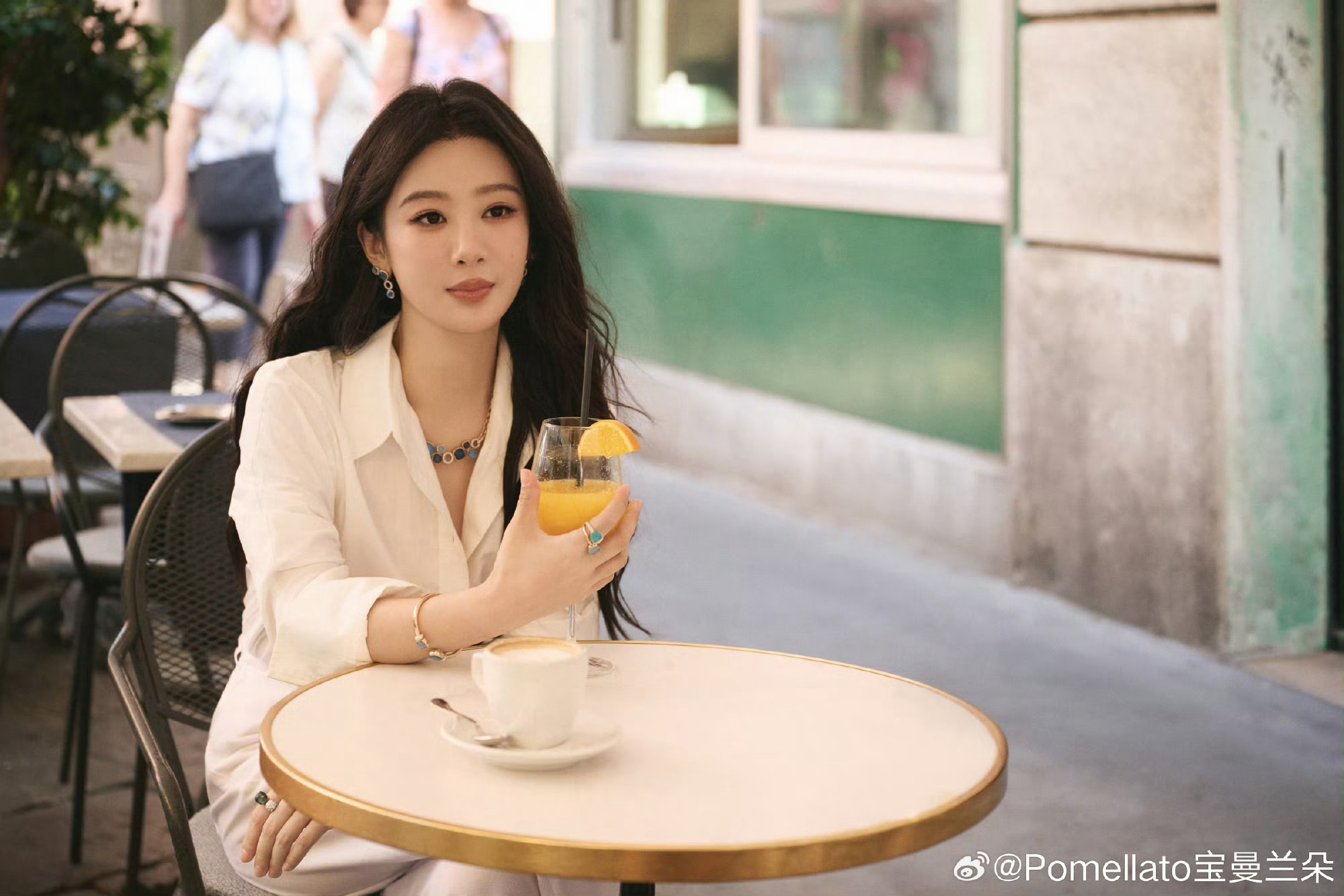 杨紫杨紫董竹君 yz杨紫玉兰花开君再来 如果迎来幸福的前提是流不完的泪 那我替你