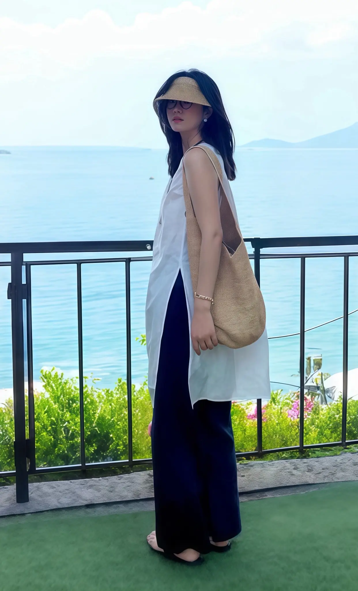 永远为老钱风穿搭的松弛感折服。老钱风