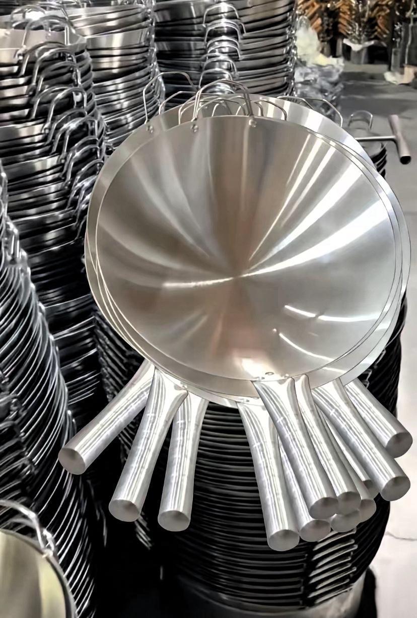 谁懂这种求而不得的滋味啊！
我心心念念想要口瑞安传家锅，
托了厂里上班的朋友留货