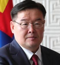 反华的国家当中，蒙古国绝对能排的上前三，甚至都能是第一。就在 3 月 27 日晚