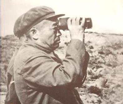 1949年，解放军遭马家军包围，眼看就要全军覆没！彭老总情急之下，大喊：“炮轰穿