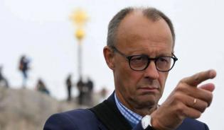 没想到德国总理架子端的如此之高！就在抵达北京之前，德国总理默茨表示，德国坚持一个