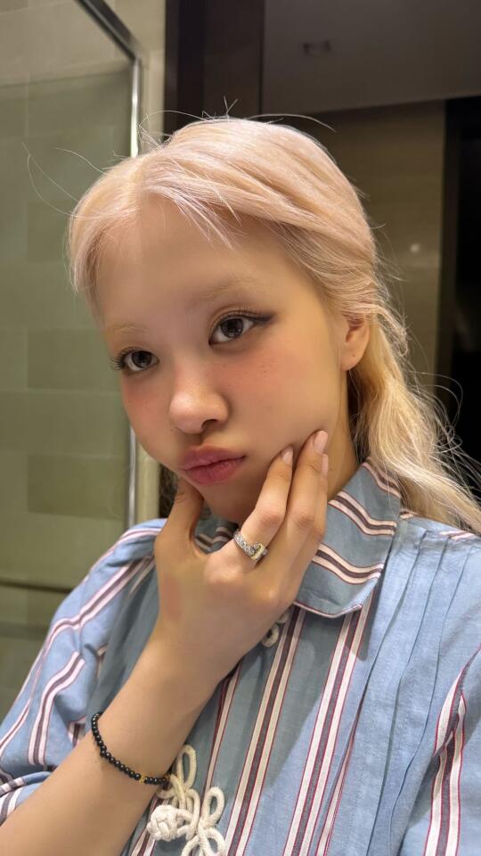 亲亲👄😘😘😚😚🥰