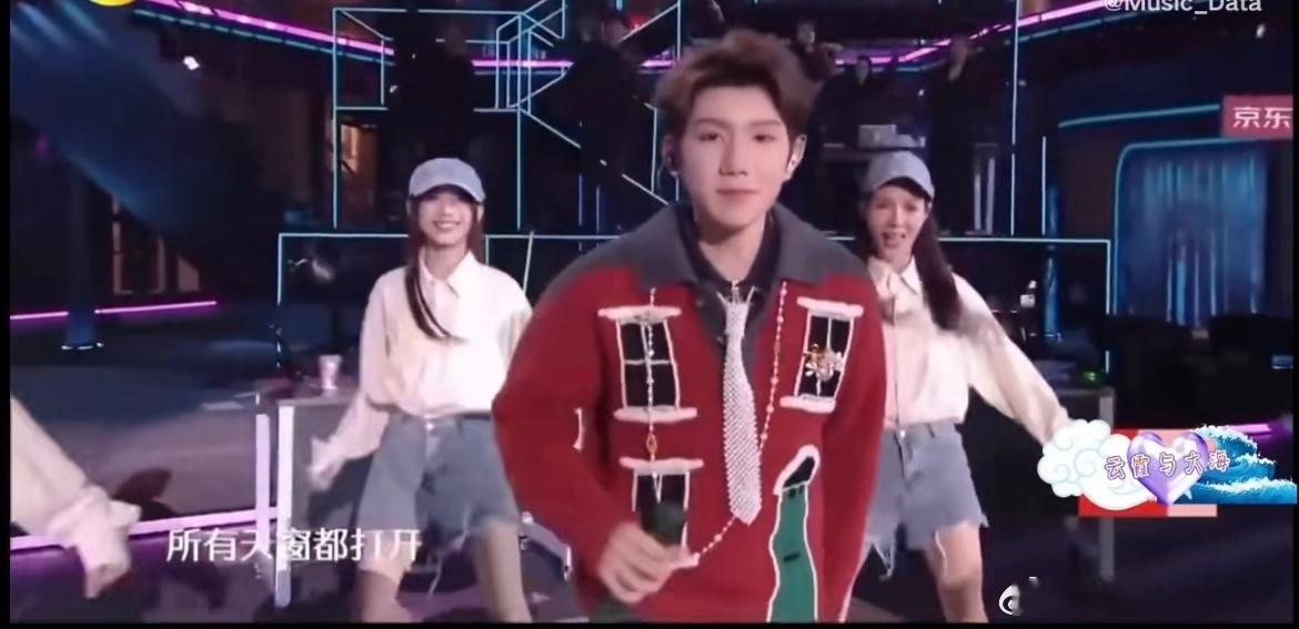 王源 跑调 唱得很好呀，完全没听出来跑调在哪，开了那么多场演唱会的人不至于吧 