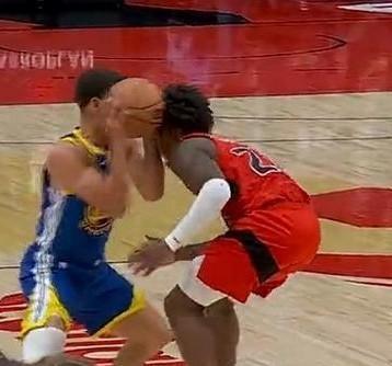 裁判报告承认误判的那一刻，勇士的战术板上已经被划掉了胜利。
联盟准备扩大的挑战制