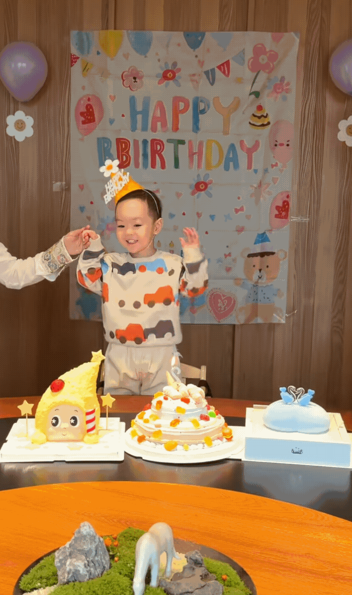 王宁金龟子给娃娃过生日了！ 