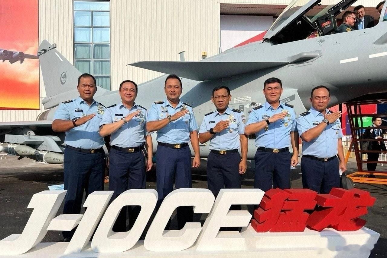 还是平常心吧，说什么的都有！印尼将采购中国歼10战机 ​​​