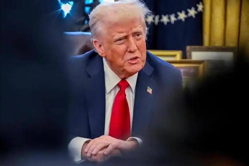 特朗普干得漂亮！
 
以前大家还在争论美国是不是灯塔，现在不用争了，特朗普用行动