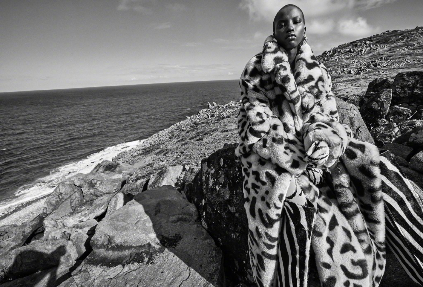 黑人超模Anok Yai Saint Laurent Vogue 法国版2025