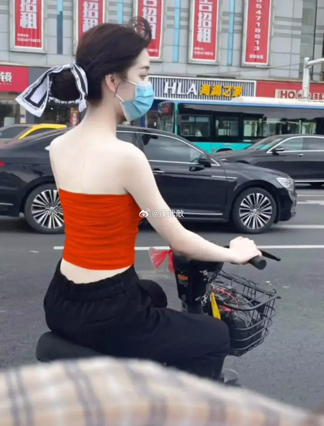 人一定要敢于从错误的关系中挣脱出来。网上，看到了这样一个故事。一个女孩的前任出轨