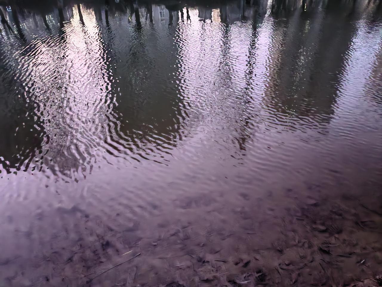 玄学通过暗示影响心灵、改变心力、激励行动方向，使无力者有力，使迷茫者清醒，使身陷