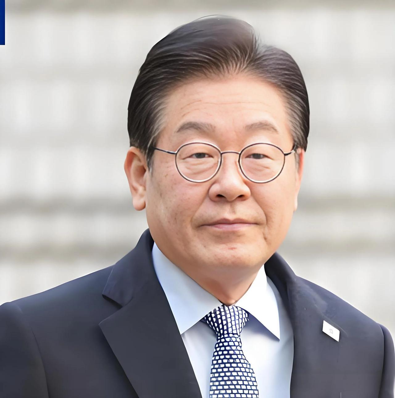 快讯！快讯！
李在明今天宣布了！
9月19日，李在明总统宣布，将于9月25日在纽