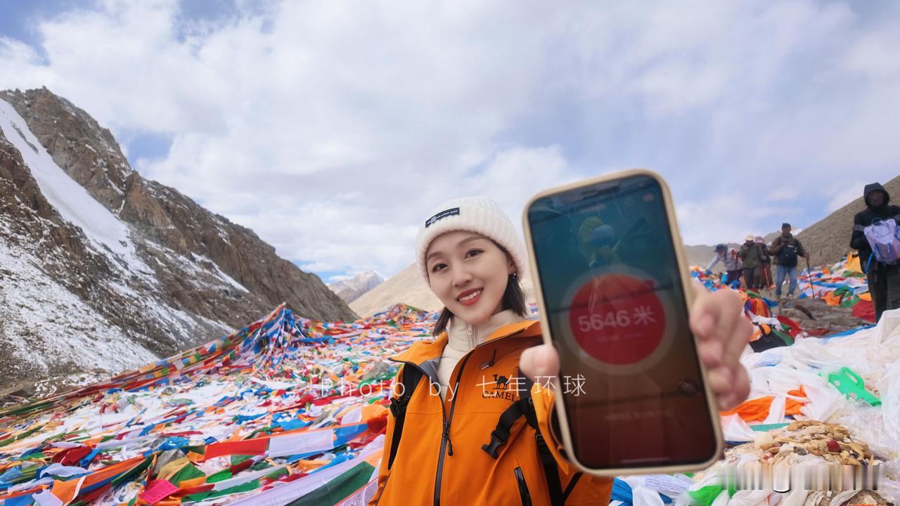 恰逢马年，时隔五年后再次来到52km的起点。湛蓝苍穹、连绵雪山、澄澈湖泊，在50