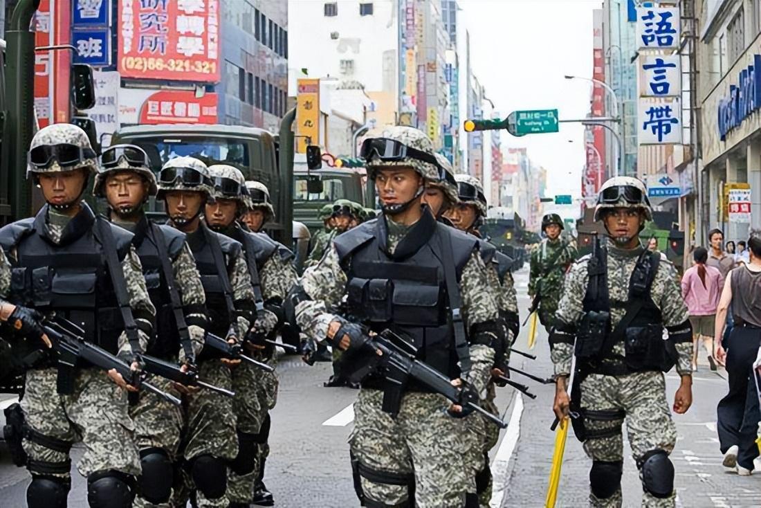 美国人靠不住，和平谈判才是唯一的出路，说出这句话的是台湾海军的前舰长黄征辉，作为