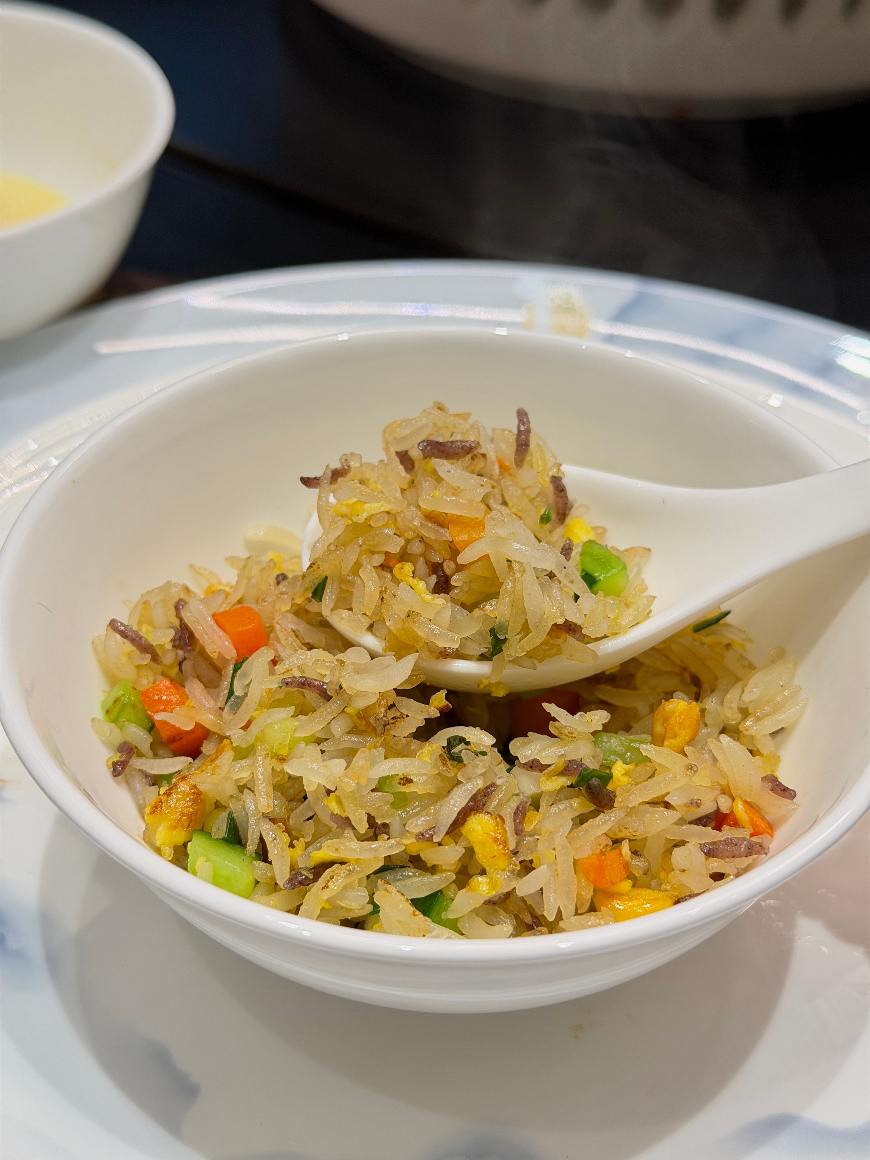 我太难了😩我减个肥太费劲了！！好不容易瘦了几斤，来趟江浙全是我爱吃的拒绝不了一