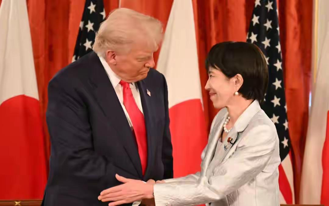 特朗普点头后，高市不装了：日本必须拥核，话音刚落，金正恩来了