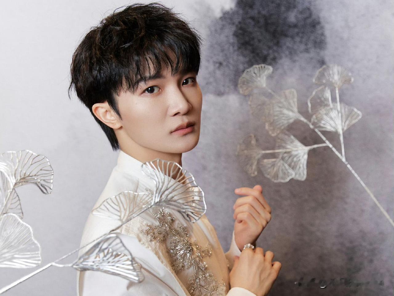 近日，2026年央视春晚已正式开启彩排，首批路透艺人包括唐诗逸、沈腾、刘宇宁、周