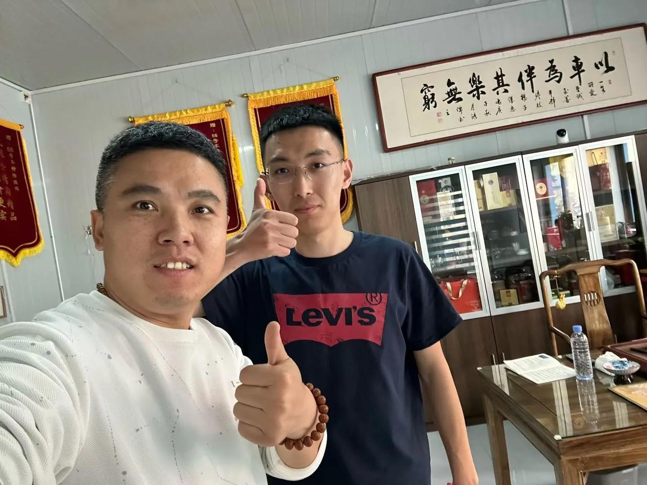 给聊城粉丝朋友淘的极氪001交车，24款WE95四驱，用心淘好车，唯信任不可辜负