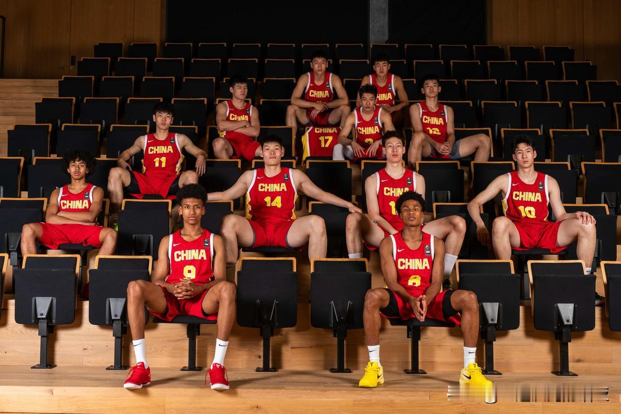 中国U19男篮这届留美球员，NCAA男篮 路易维尔大学前锋张博源Boyuan Z