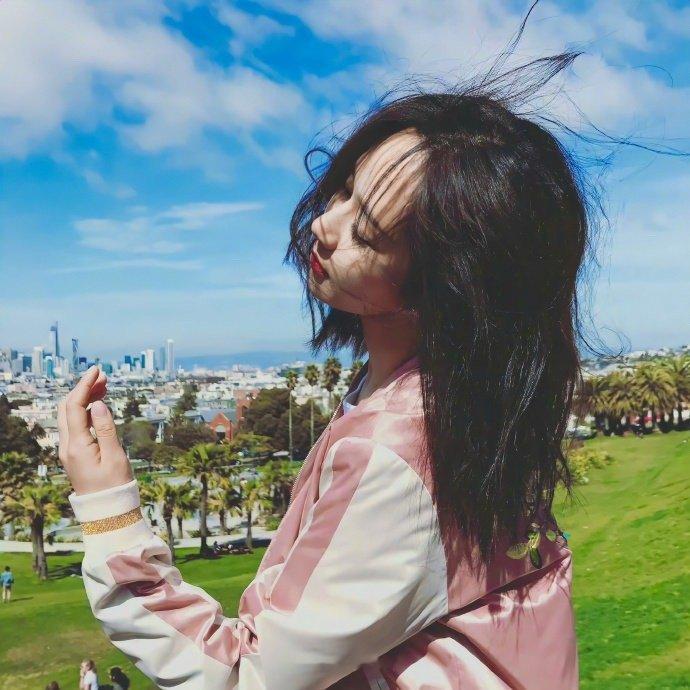 杨紫玉兰花开君再来 💜杨紫董竹君 𝙍𝙤𝙨𝙚 𝙪𝙣𝙥𝙧𝙞𝙣?