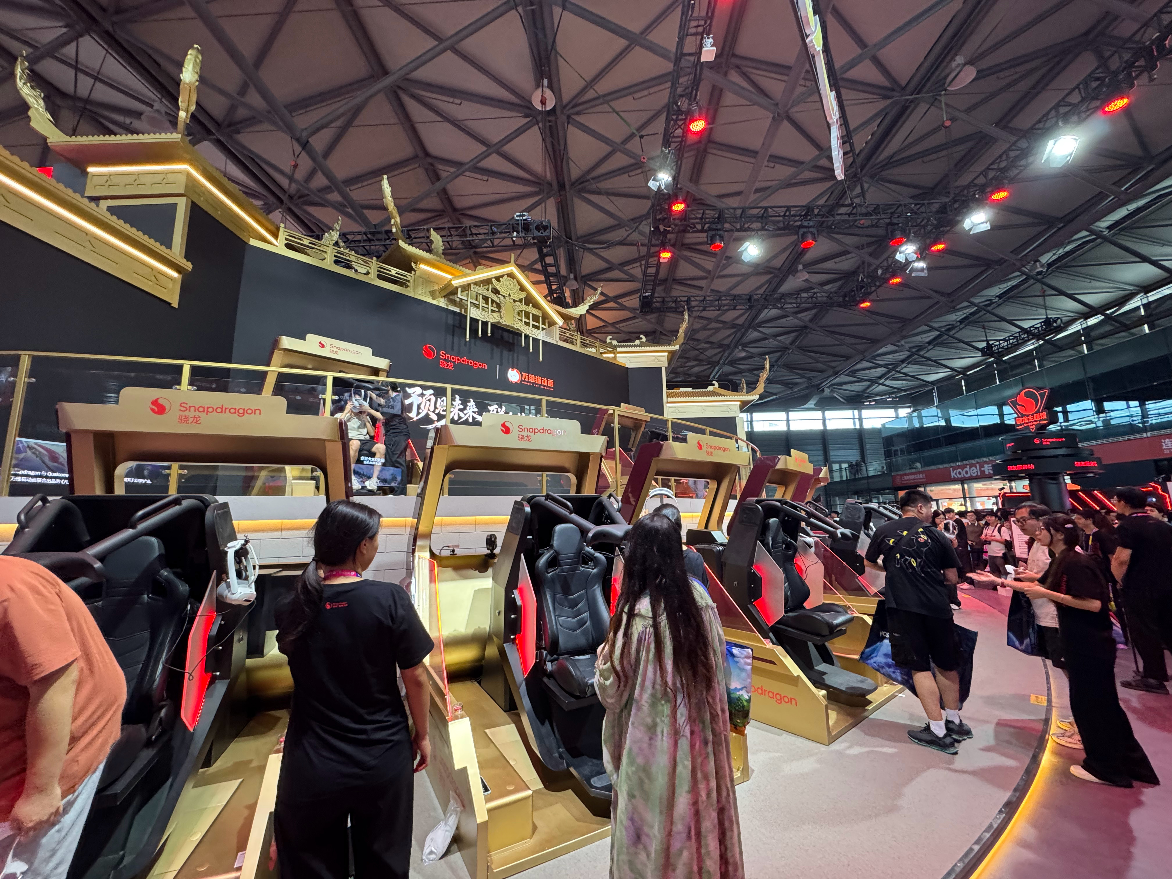 集你所爱ChinaJoy  N1-N5逛了一遍，与其去排队领你几乎不会再用的包，