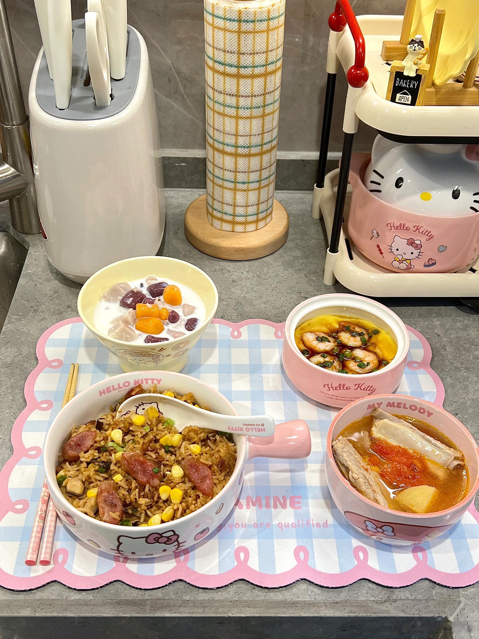 昨天是一人晚餐🥣结婚之后仿佛进入了一个新的阶段就算队友不在家只有自己一个人也想