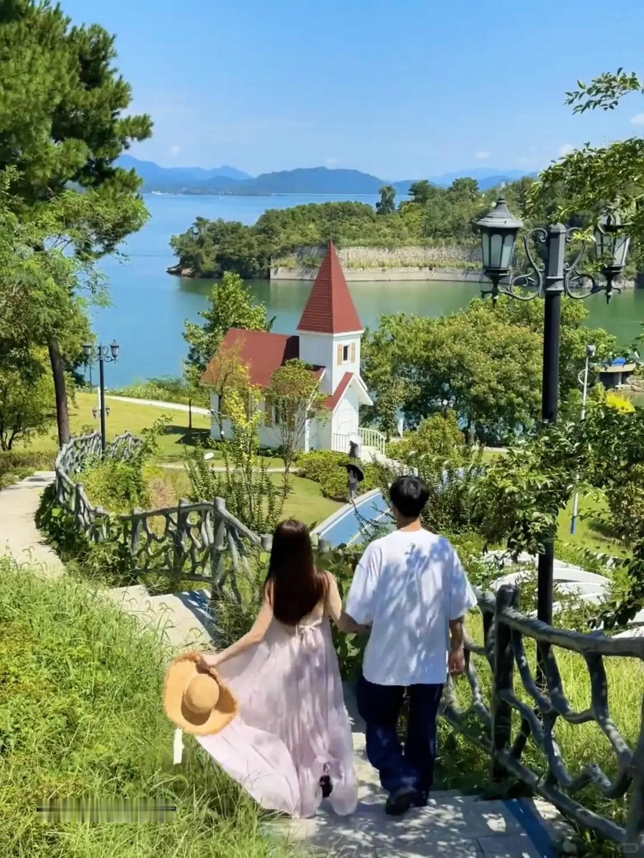 千岛湖这么美的城堡庄园酒店竟然这么便宜 千岛湖