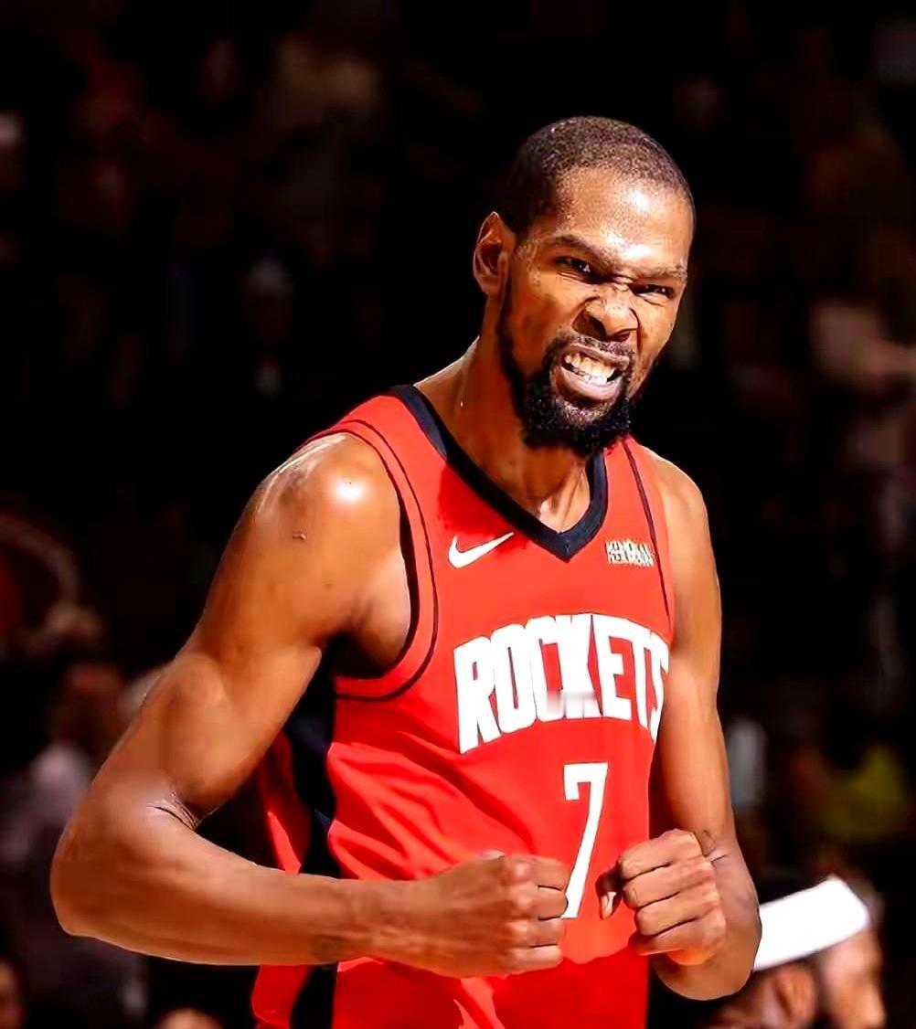 领先18分被翻盘，杜兰特拿30分气得发抖。你知道最后9分钟全队只拿9分是什么概念