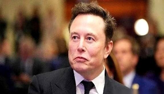 马斯克曾有两句警告，现在回头看，每一句都像一根针。一句说，日本，如果不改，会从地