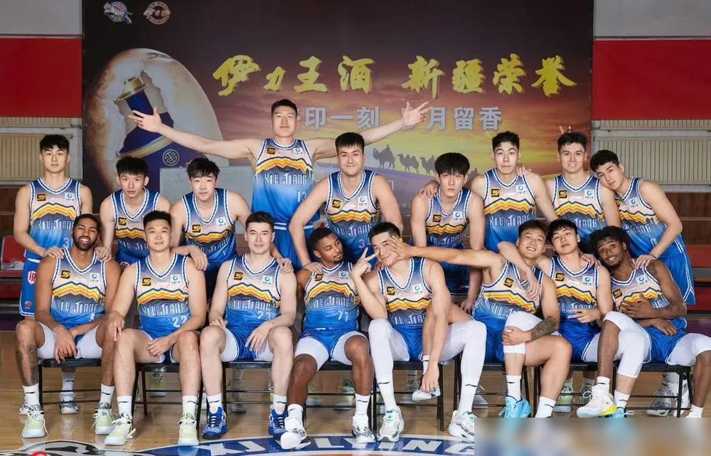 新疆124:99同曦，不得不承认的3大事实！

新疆队本土球员进步巨大！

西尔
