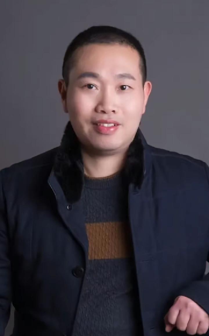 看到华中科技大学法学院范长军老师去世的消息，心里特别难受。才51岁，就这么走了，