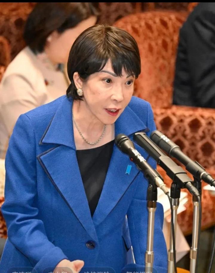 高市按下日本经济暂停键，日本民众彻底崩溃了！她把全日本拖入无尽深渊，让他们生活质