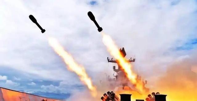 俄1万多枚导弹、数万架无人机、几百万发炮弹都击不垮乌克兰，终于找到原因，这次威胁