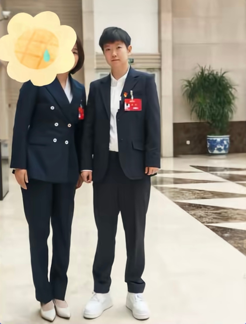 西装宝正面又➕1😙 