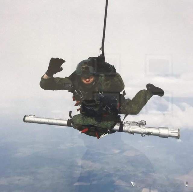 俄军空降兵与单兵便携防空导弹
