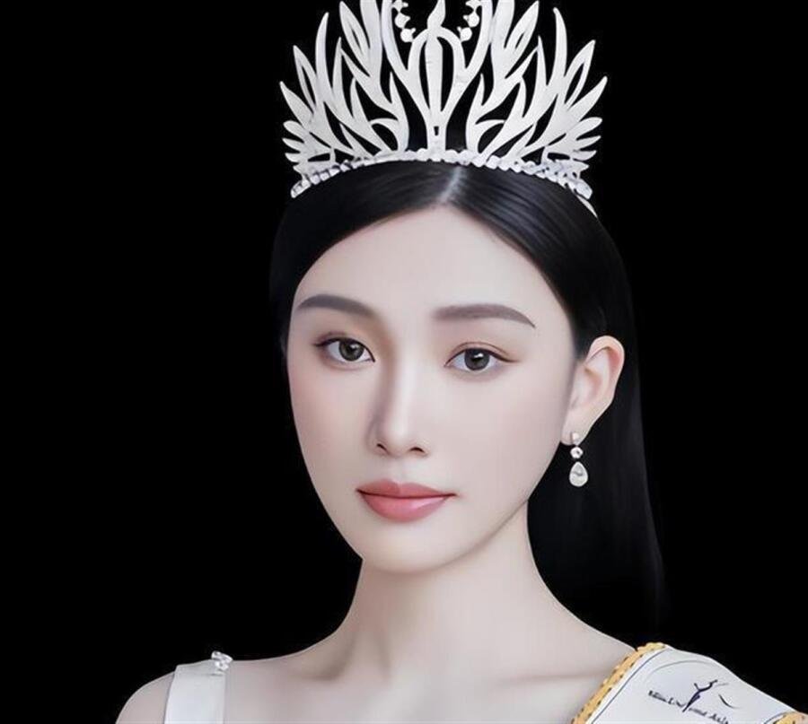 有野心！杨子27岁新欢生子，保姆抱婴儿篮被拍，和黄圣依还是好友 