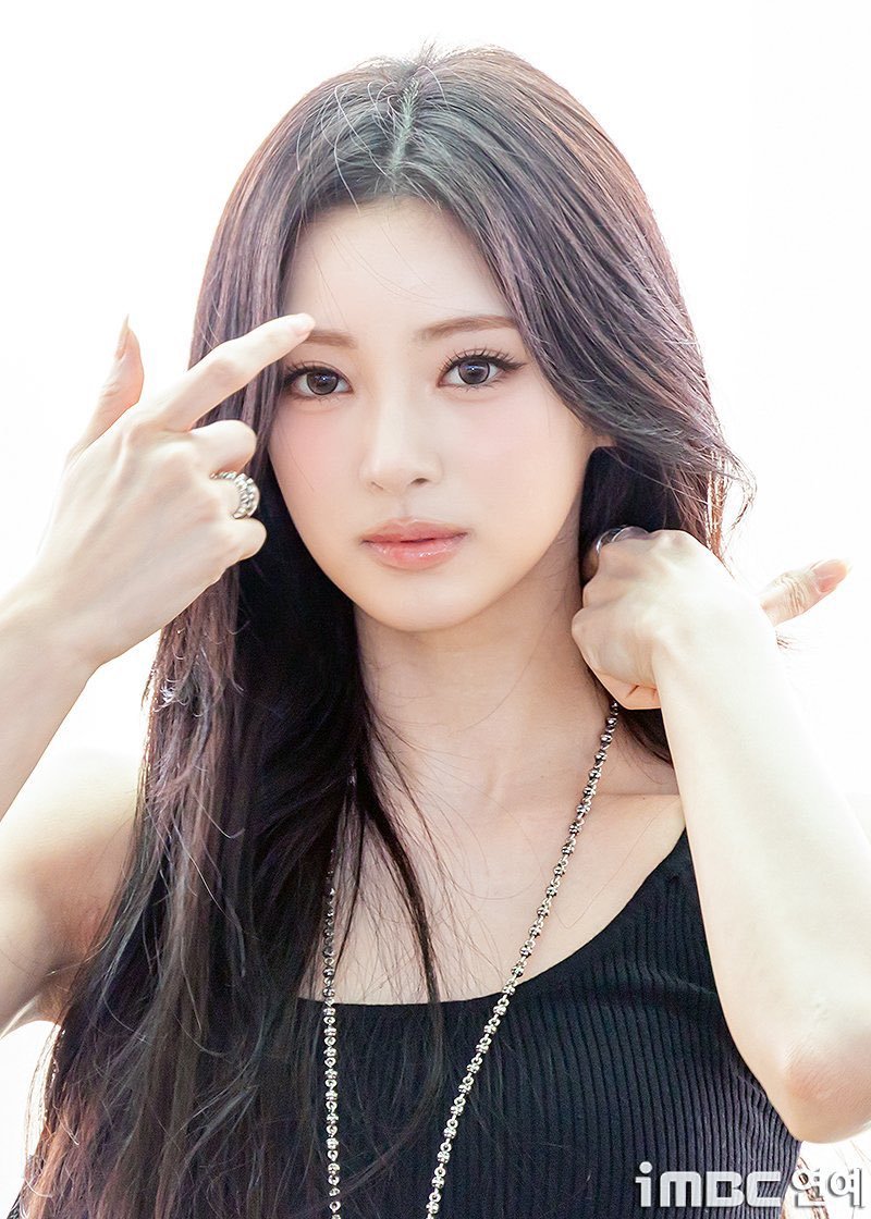 ANNA田中杏奈今日机场新闻图，一张没有烦恼的脸！ 