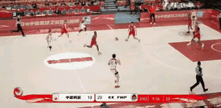 中国男篮新星庞峥麟真是太敢投了！在今天进行的一场中国男篮和塞尔维亚KK FMP的