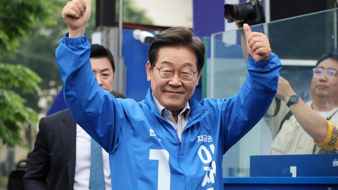 热点解读 下届韩国总统最大热门、共同民主党候选人李在明，被问及如果中国大陆攻台，