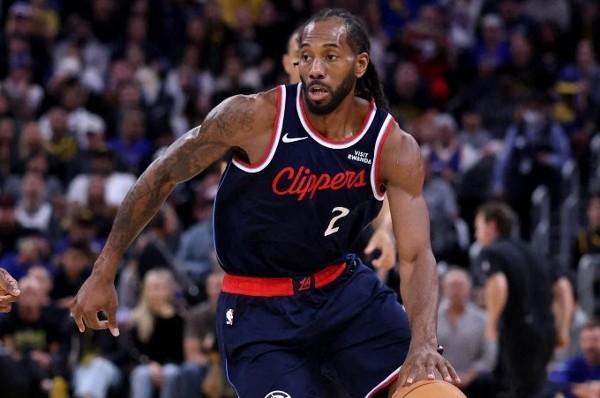 根据ESPN周一报道，NBA针对洛杉矶快艇涉嫌透过赞助商向球星李安纳提供额外薪酬