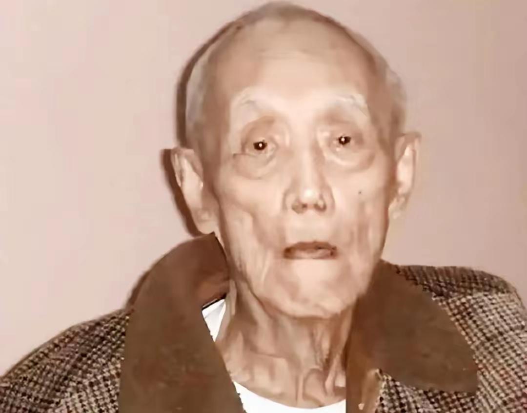 谷正文91岁接受采访时，谈到吴石时，只轻描淡写地说了两句话。他说：“吴石啊，太天