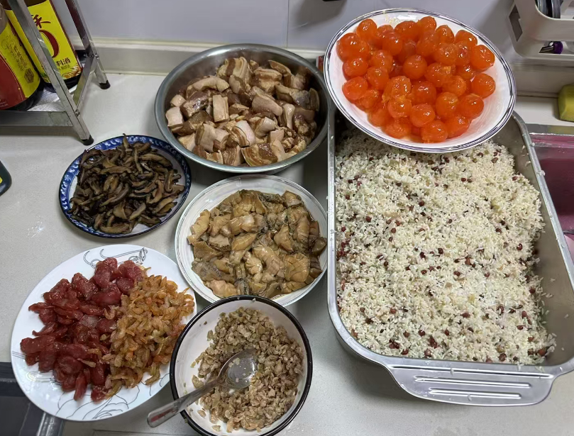 奶茶粽 祝大家端午安康，广东的粽子用料真实在，说说，你喜欢吃什么馅的粽子