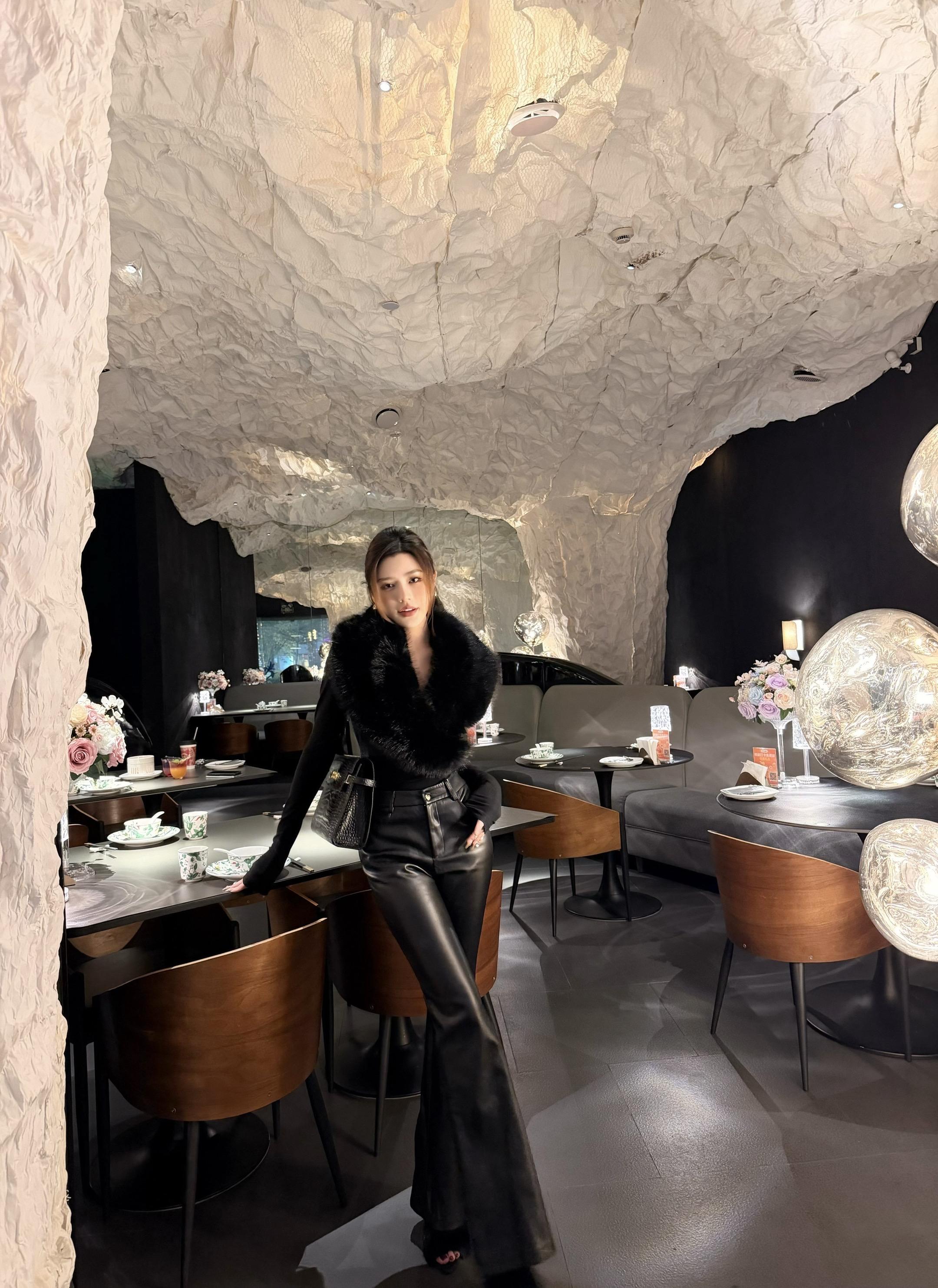 都说骗人是小狗，可小狗的爱从不骗人ʚ