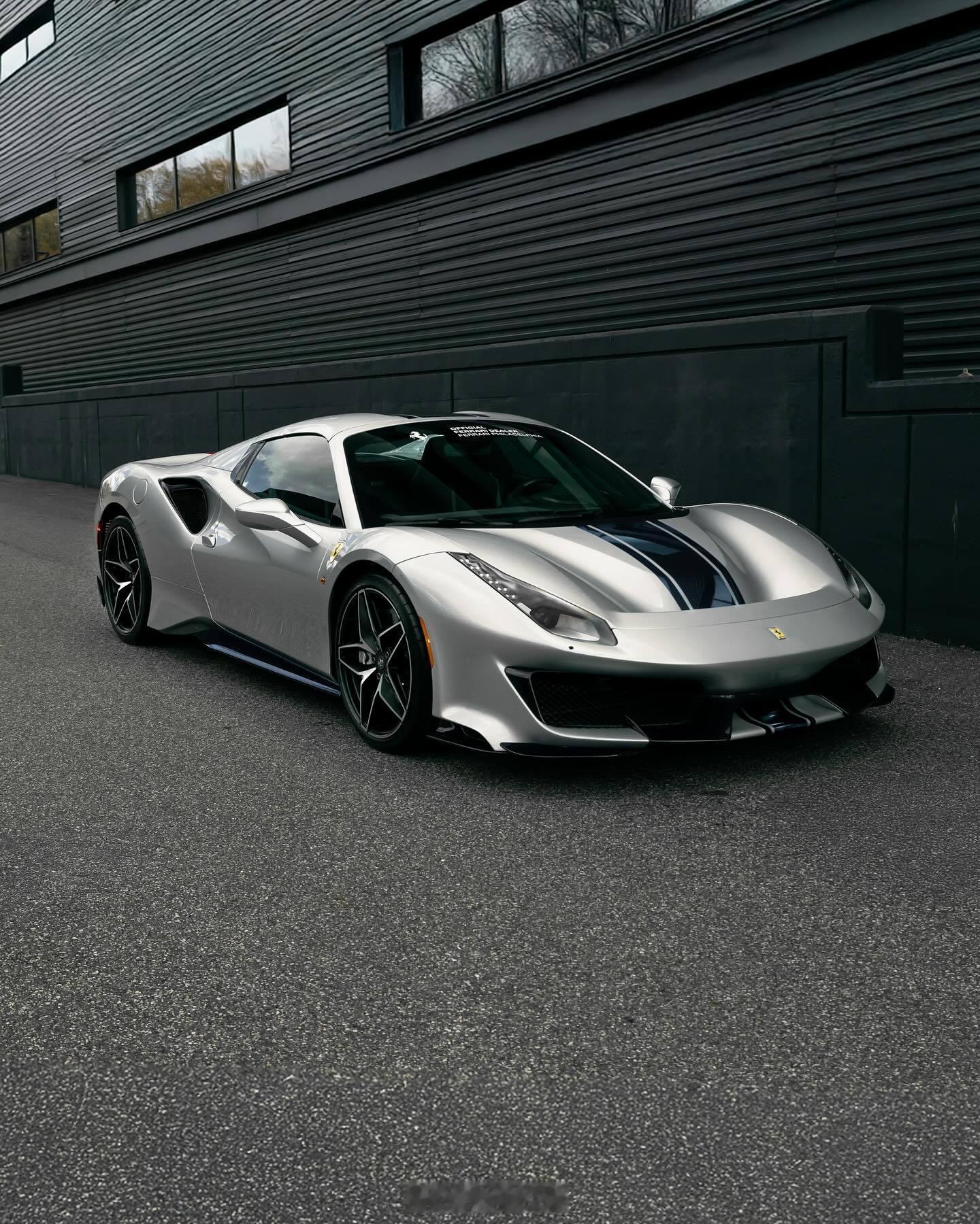 法拉利488 Pista Spider ​​​