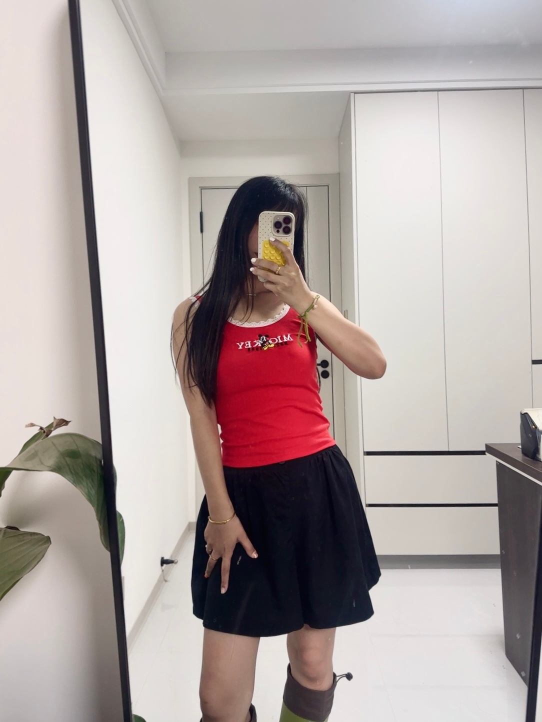 满妈的ootd 我真是搭配小天才 红配绿🔴🟢其实95斤多也没多瘦 我这身高想
