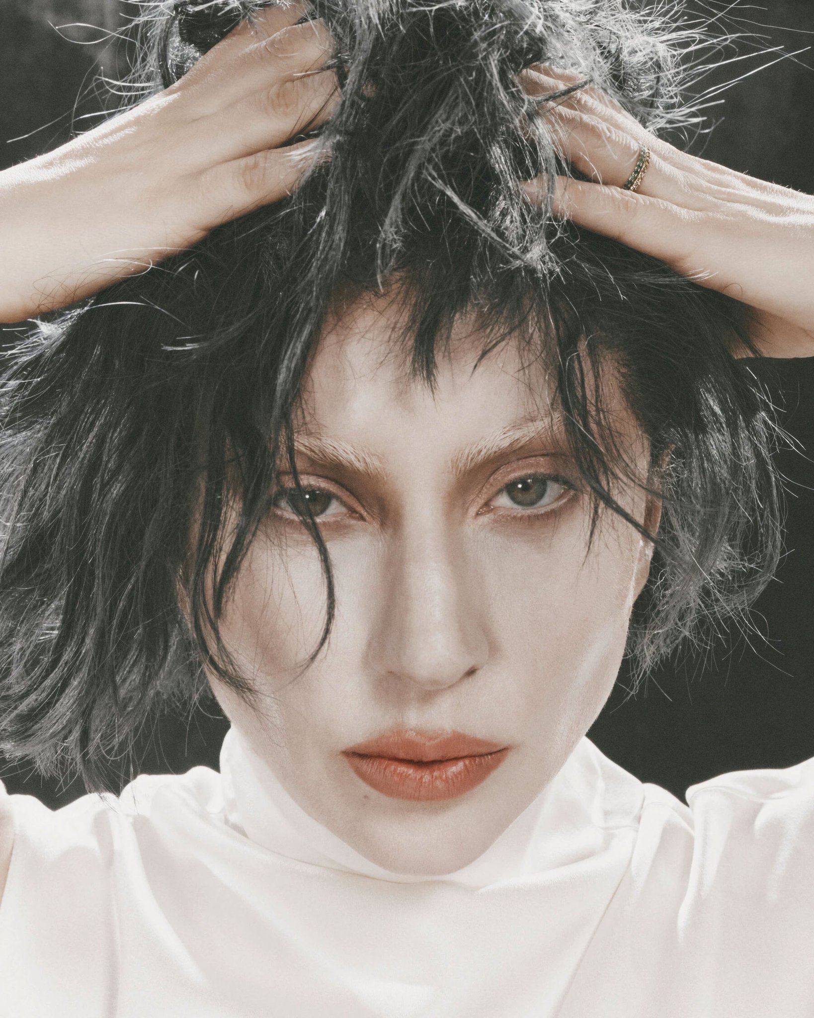 Lady Gaga 谈如何实践善良并支持 LGBTQ+ 社区：“这不仅仅关乎你在