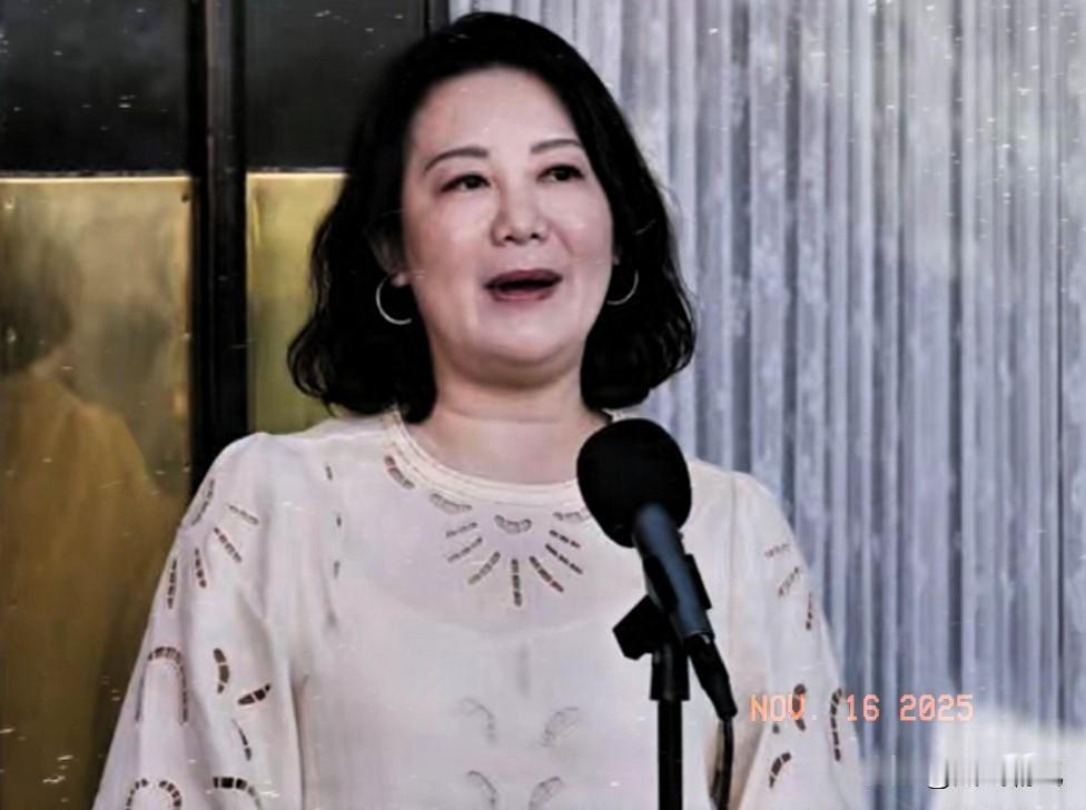 狗嘴里吐不出象牙，
用这个形容吴思瑶再恰当不过了！针对日本相关不当论调，马英九、