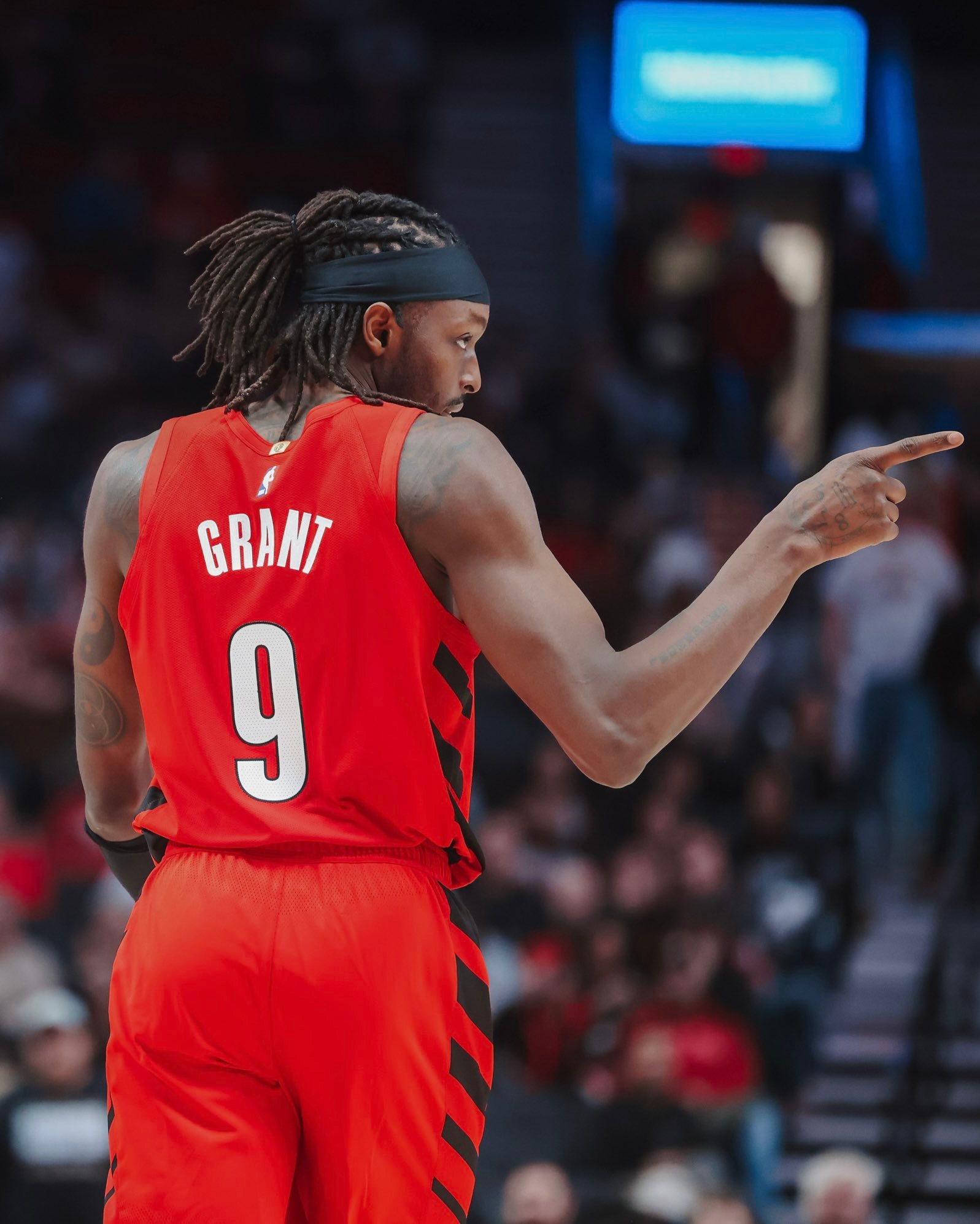 格兰特打替补以后真厉害啊上半场16分了nba ​​​