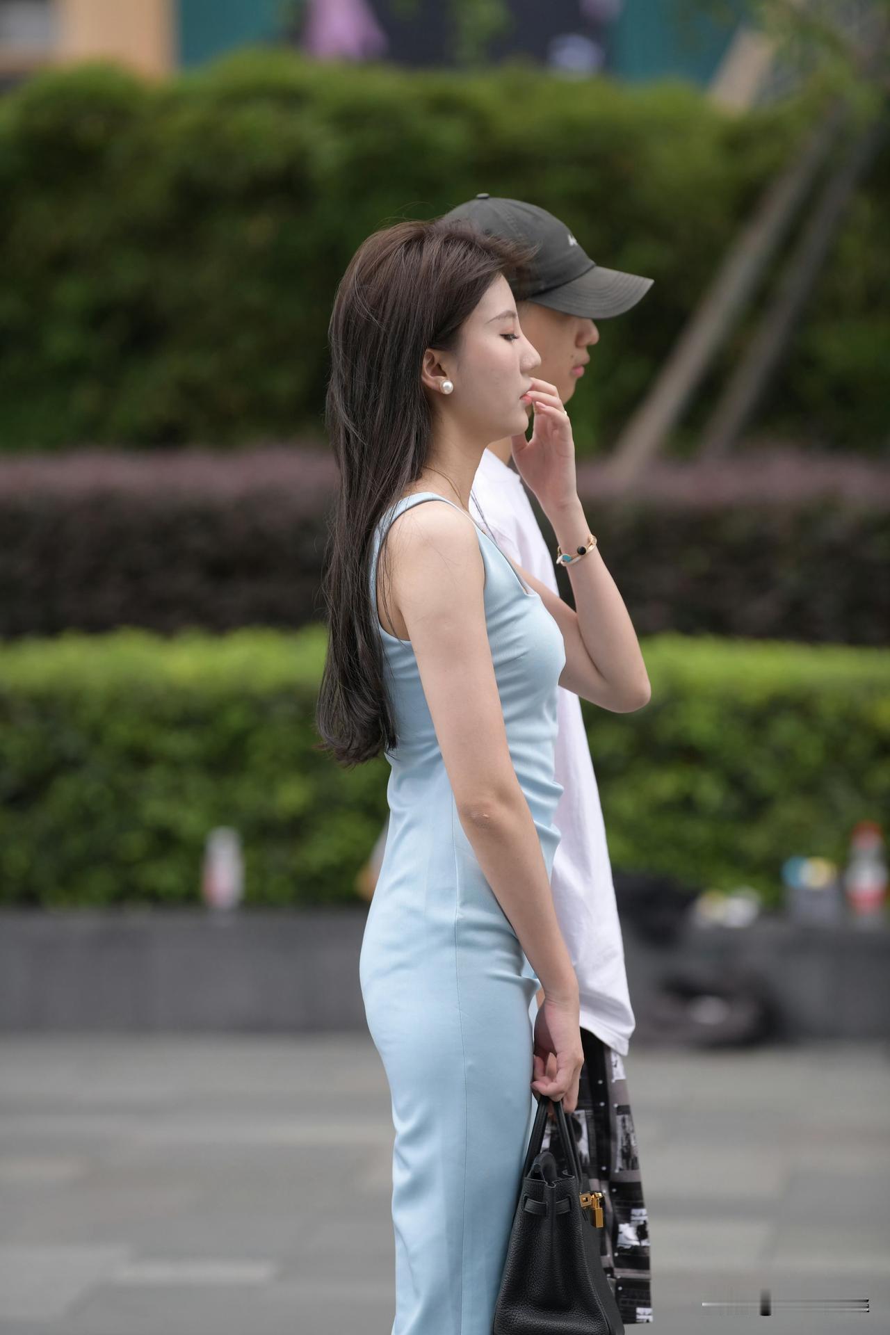 夏日生活打卡季这样的身材会有人喜欢吗？