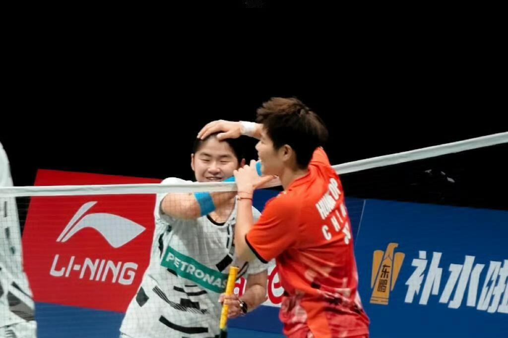 中国羽毛球队不可复制的mvp 🏸没人不爱黄东萍 DAY13：她让你印象最深的一